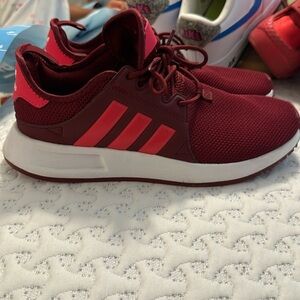 Adidas Shoes size 5Y